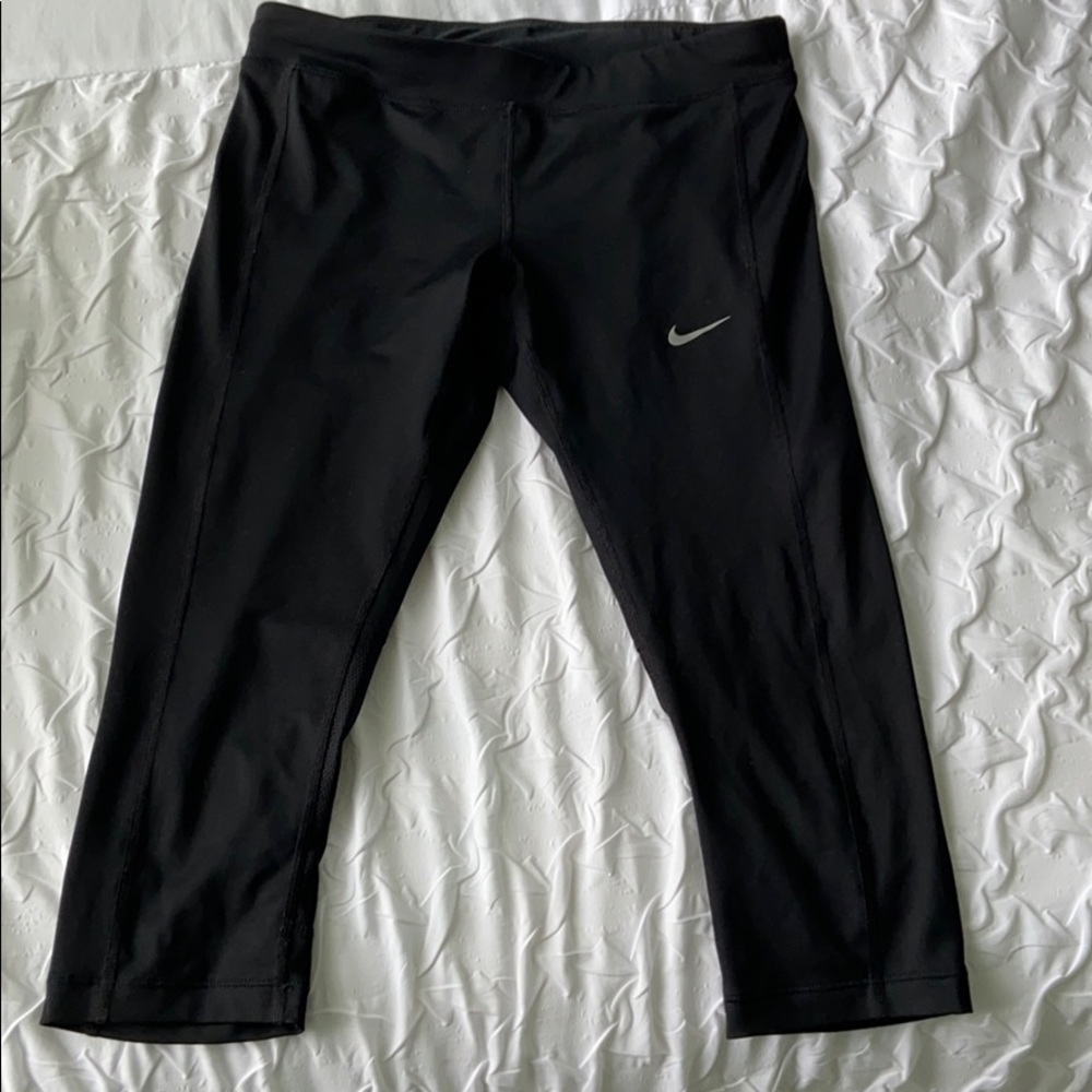 Nike Capri Running Leggings